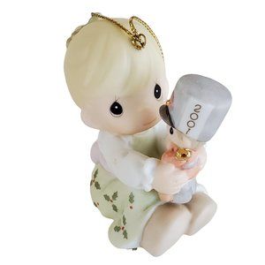 2001 Precious Moments Christmas Ornament Hand Painted Vintage Enesco #877441